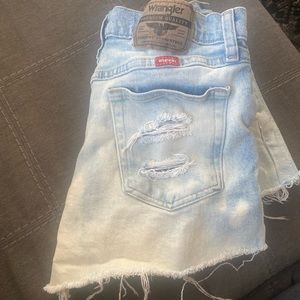 Wrangler shorts size 29